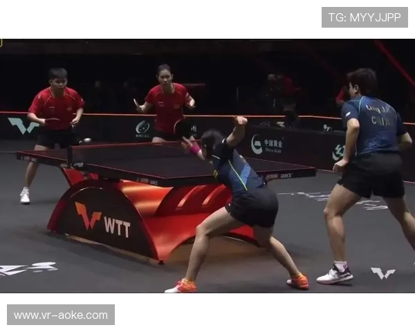 CX极限赛西安站BMX决赛：加拿大双胞胎车手预赛领先